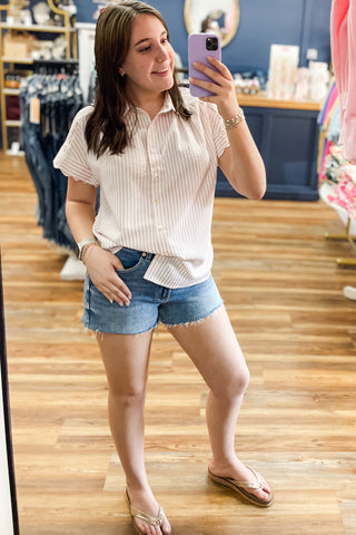 Umgee blush vertical stripe button scalloped short sleeve blouse C5857