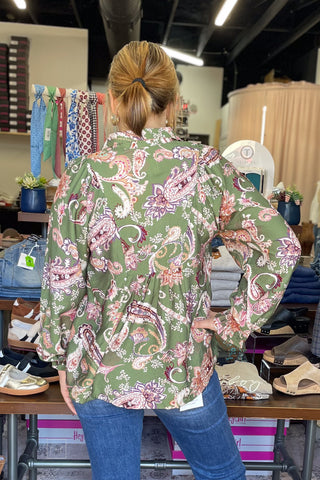 Back view of the Umgee N7201 floral long sleeve blouse styled with Risen PF21438 High Rise Flare Jeans