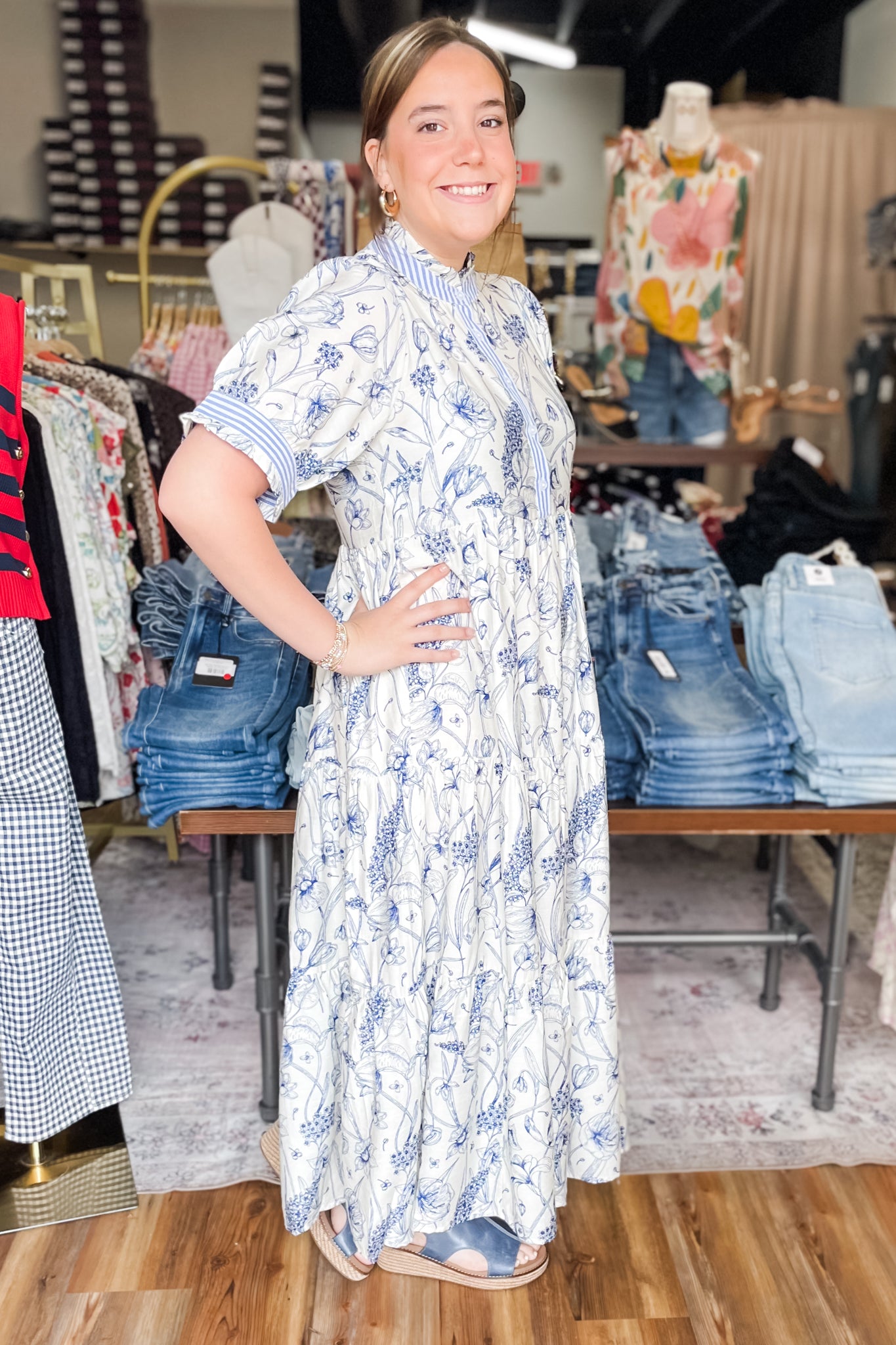 Umgee Blue Floral Tiered Maxi Dress Contrast Trim Short Sleeves / medium