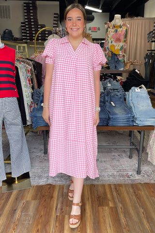 Umgee peony pink gingham midi dress short puff sleeves front view C6338