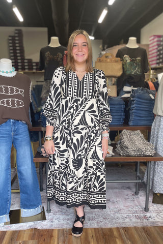 Umgee Black Botanical Print Tiered Midi Dress Long Balloon Sleeves D1177 front view