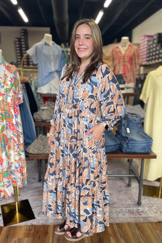 Umgee denim mix abstract print midi dress with lace trim detail D1318 side view