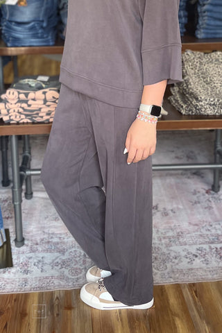 Mohme by Umgee Cupro Wide Leg Elastic Waist Charcoal H1219 side view
