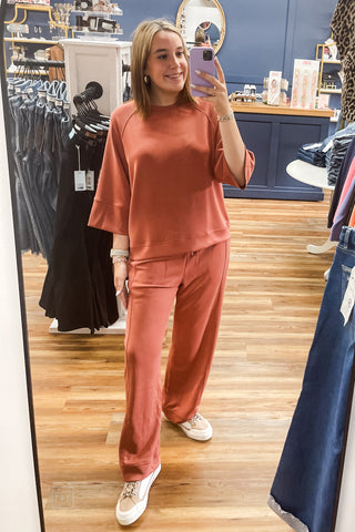 Mohme by Umgee Cupro Raglan Pullover Top Terracotta H1219 mirror selfie