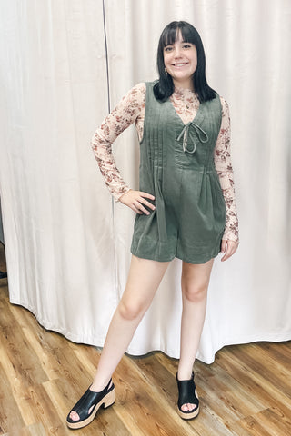 Wishlist Corduroy Pleated Fall Shorts Romper Olive wl25-10978