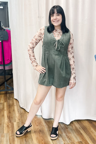 Wishlist Corduroy Pleated Fall Shorts Romper Olive wl25-10978