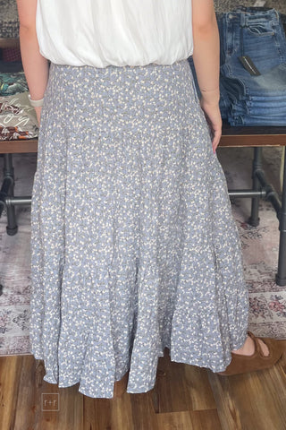 Wishlist Medium Blue White Floral Pattern Midi Tiered Skirt WL26-13172 back view