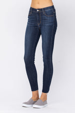 judy blue mid rise classic skinny jeans unfinished hem JB82201REG DK